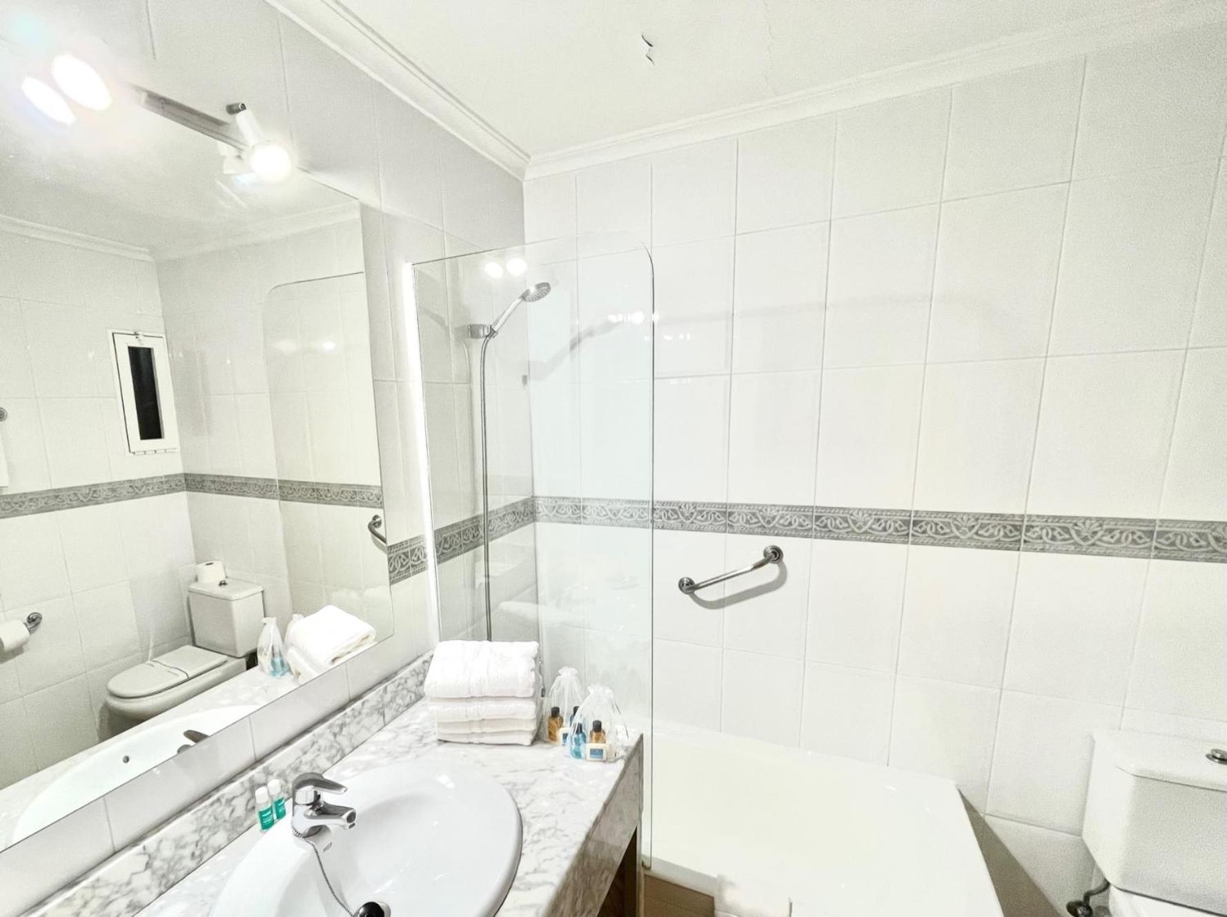 Apartamentos Ulia ベニドルム エクステリア 写真